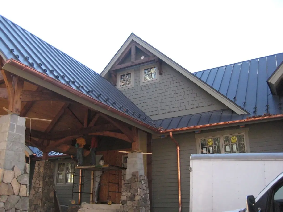 Craftsman Roofing team delivering quality roofing work in Glenmont